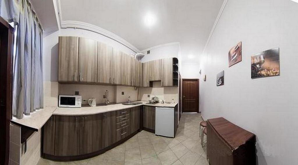 Apartment On The Center Of Lviv Buitenkant foto